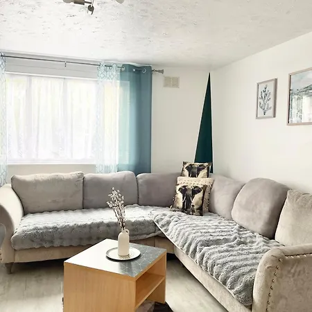 Juniper - 2 Bedroom *