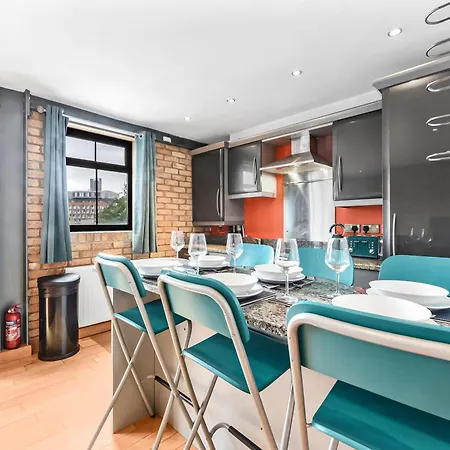 Stylish 2-bed In London
