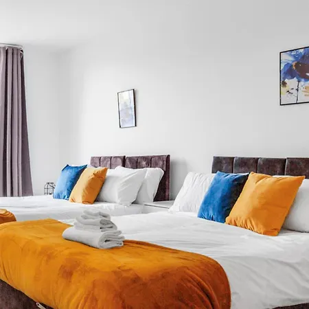 Modern 2-bed In Stratford *