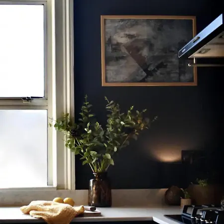 Alba's Den - A Creative Sanctuary In Nw10 * Londres