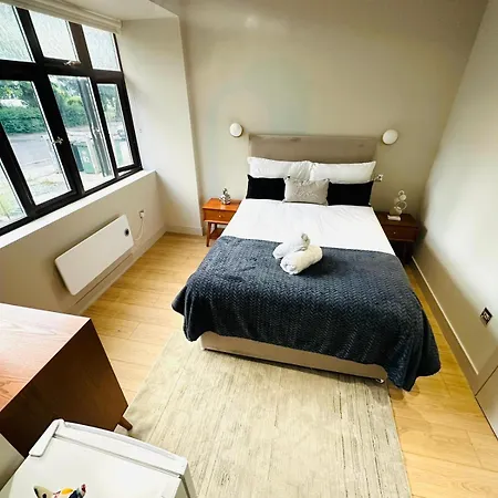 Ensuite Ii Great Location Close To Eye Affittacamere *