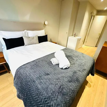 Ensuite Ii Great Location Close To Eye Londra