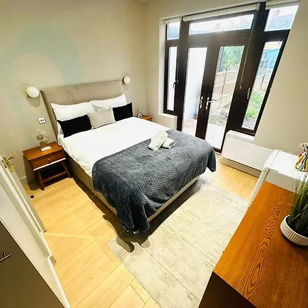 Guest house Ensuite Ii Great Location Close To Eye *