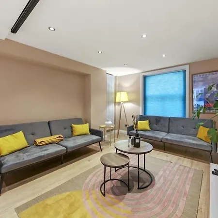 Apartment Stylish In Euston And Near Camden With Private Roof Terrace