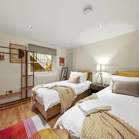 Stylish In Euston And Near Camden With Private Roof Terrace * London