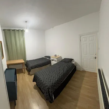 The Twin Bed Grove Guest house New Southgate