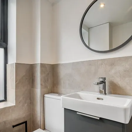 Zone 2 Apartamento *
