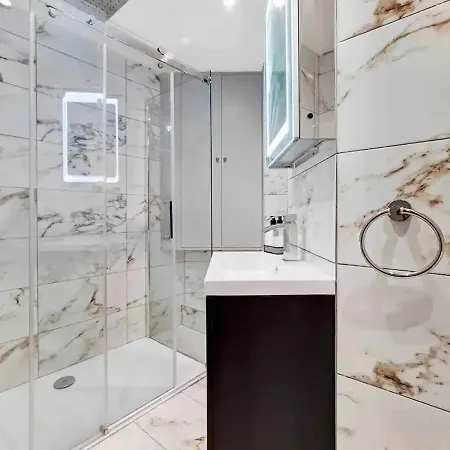 Lux 4 Bedroom In Baker St Near Regent's Park *