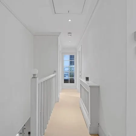 Apartment The Belgravia Place - Stunning & Bright 2bdr