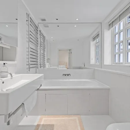 Apartment The Belgravia Place - Stunning & Bright 2bdr *