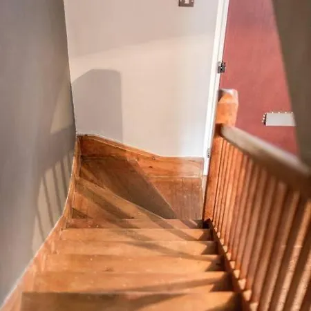 Bright, Modernised Close To Borough Market *