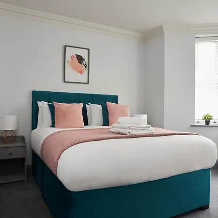 Apartment 6 Ongar Road By Viridian *