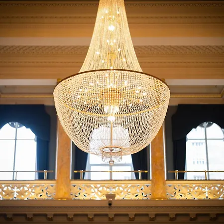The Clermont London, Victoria 4*