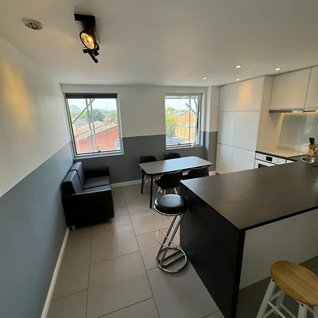 Modern And Cozy Two Bed In Clapham 5 *