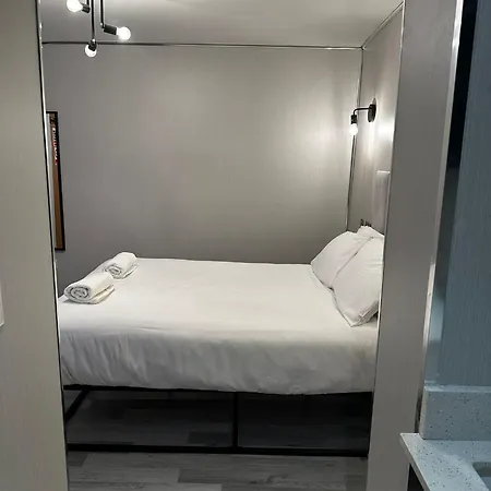 Fb4-spacious Basement Near Hyde Park London