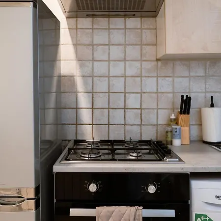 1 Bed Chelsea House With Private Terrace Apartment