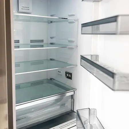 Modern With Driveway Parking For 2 Vehicles, Near Tottenham Hotspur Stadium, White Hart Lane Train Station Casa vacanze