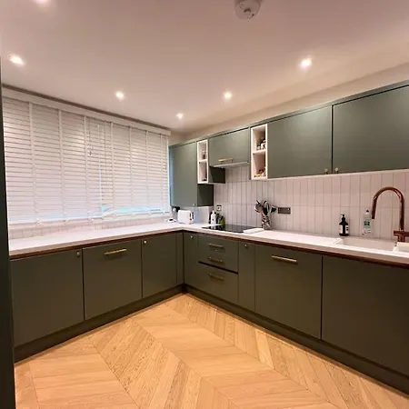 Apartment Unique And Stylish 2-bed Maisonette In Islington *