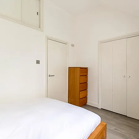 Stylish One-bedroom Flat In Notting Hill *