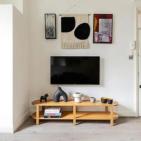 Stylish One-bedroom Flat In Notting Hill Apartment