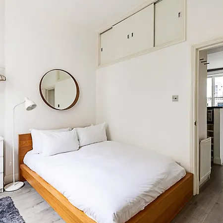 Stylish One-bedroom Flat In Notting Hill Apartment *