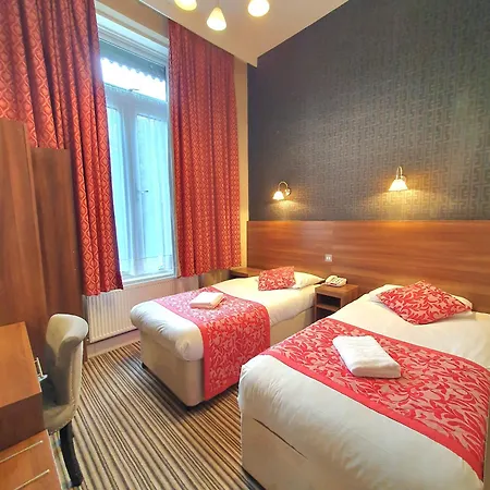 Oliver 3* Londra