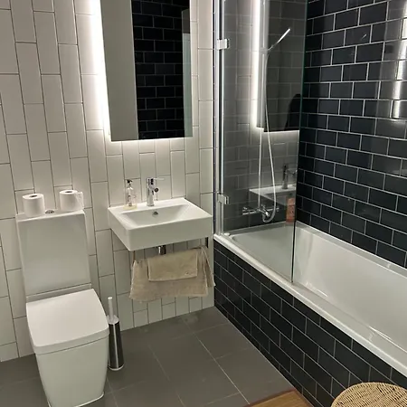 Apartment Royal Wharf By The Thames London