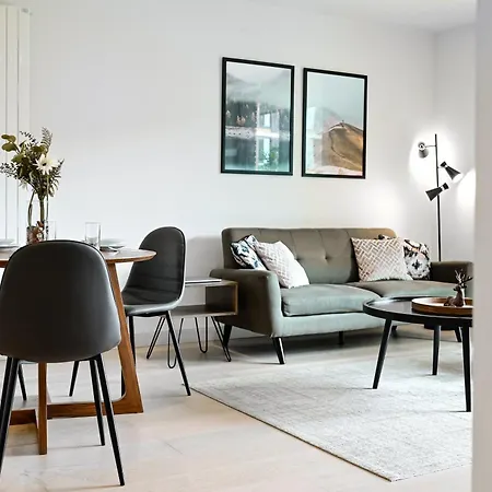 Khayat Homes - The Cosy Cabo - One Bed