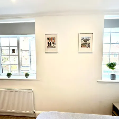Apartment Spectacular Modern, Private Apartment,15 Mins To London Hendon