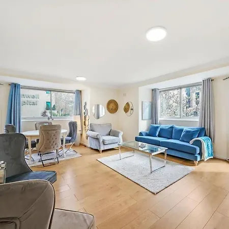 South Kensington - Sherborne Apartment *