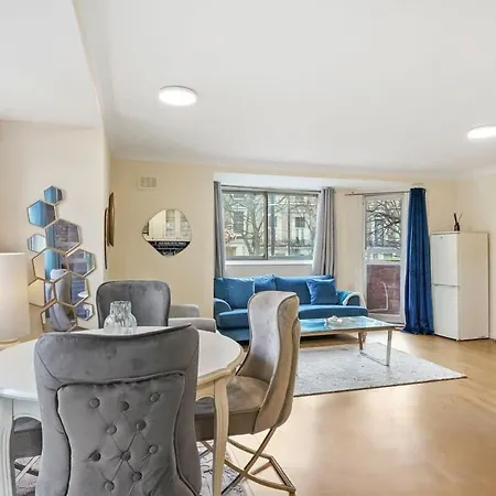 South Kensington - Sherborne Apartment London