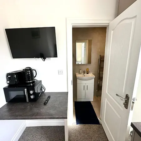 Apartment Unique Modern, Private Apartment,15 Mins To London Hendon