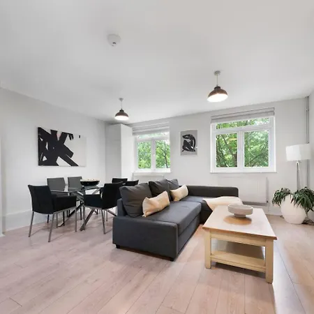2 Bed Apartment- Finsbury Park Station B Apartment *