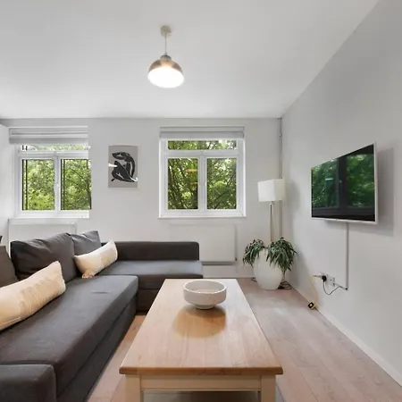 2 Bed Apartment- Finsbury Park Station B