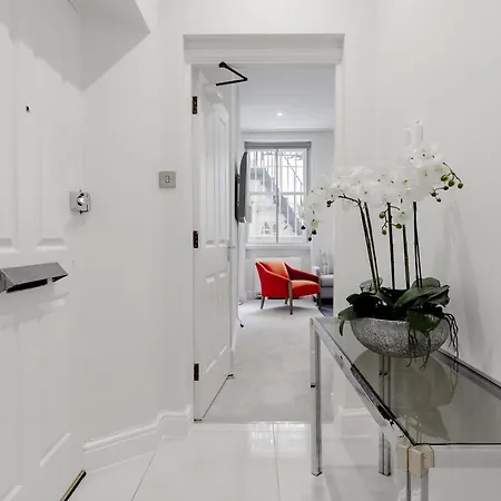 Marylebone By Excel * ロンドン