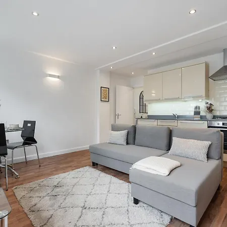 Westferry Road * London