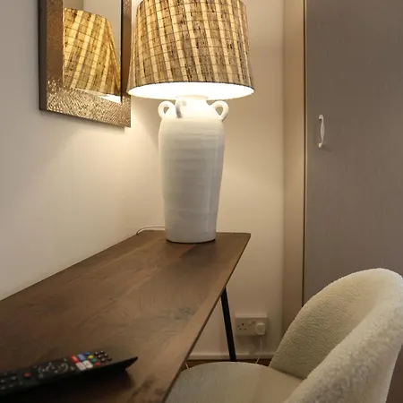 Urban Hideaway Apartment London