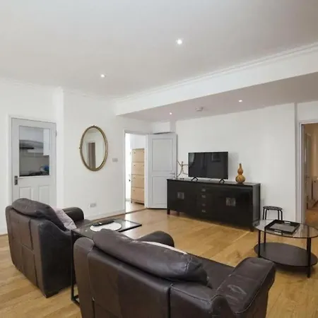 Apartment Lovely Kensington Flat London