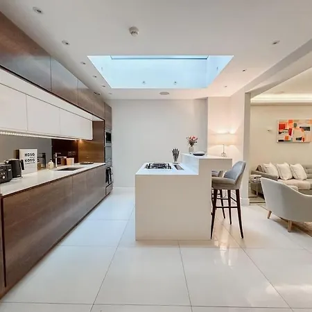 Elegant And Spacious In Prime 公寓 伦敦