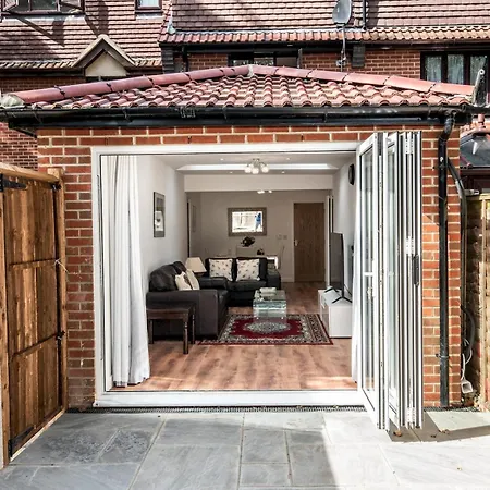 3 Storey House Next To Museum London Pass The Keys Holiday home