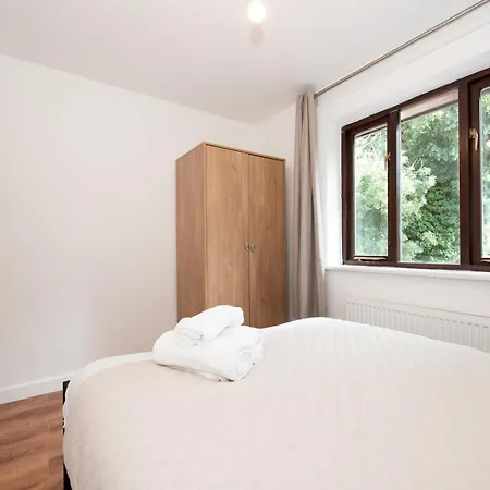3 Storey House Next To Museum London Pass The Keys Holiday home