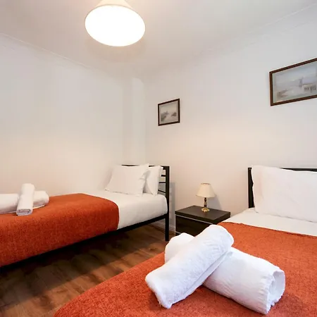 3 Storey House Next To Museum London Pass The Keys Holiday home *