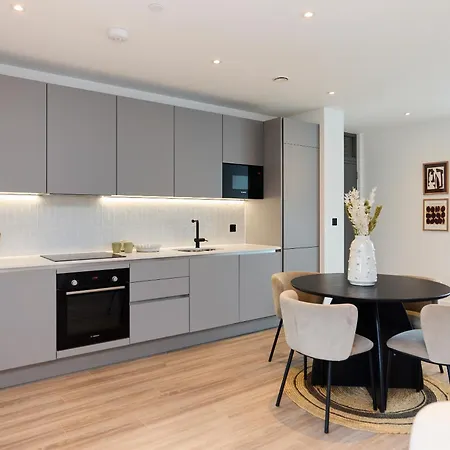 Apartment The Tottenham Hideaway - Alluring 1bdr Flat With Balcony London