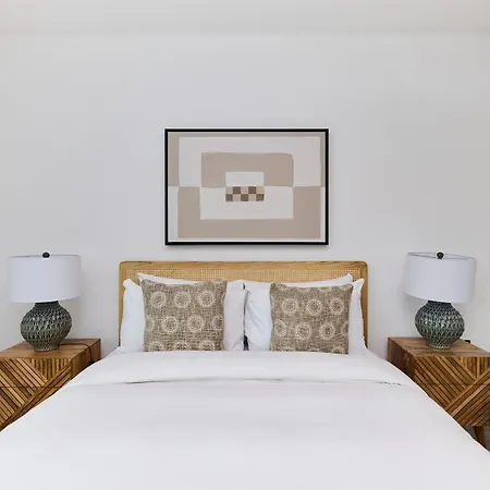 The Tottenham Hideaway - Alluring 1bdr Flat With Balcony Apartment