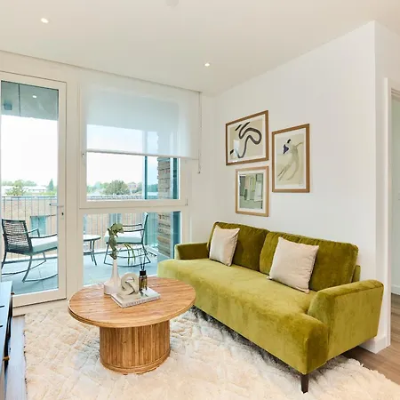Apartment The Tottenham Hideaway - Alluring 1bdr Flat With Balcony *