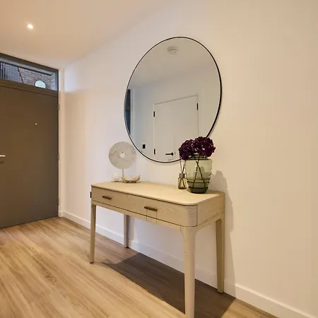 Apartment The Tottenham Hale Crib - Trendy 2bdr Flat With Balcony