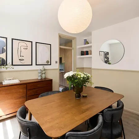 The Furness Hideout - Charming 2bdr Flat With Garden * London