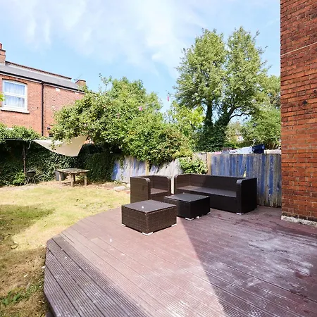 Apartment The Furness Hideout - Charming 2bdr Flat With Garden
