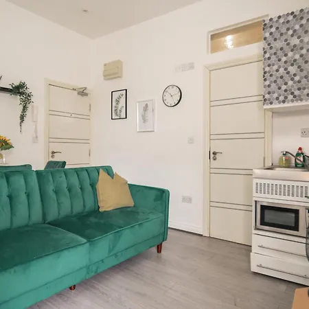 With Free Wifi Apartment