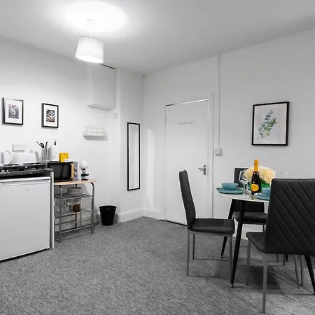Guest house Livestay Affordable En-suite Studio In London, N14